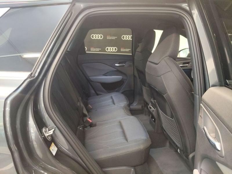 Audi Q3 Q3 1.5 e-hybrid Business 272cv s-tronic