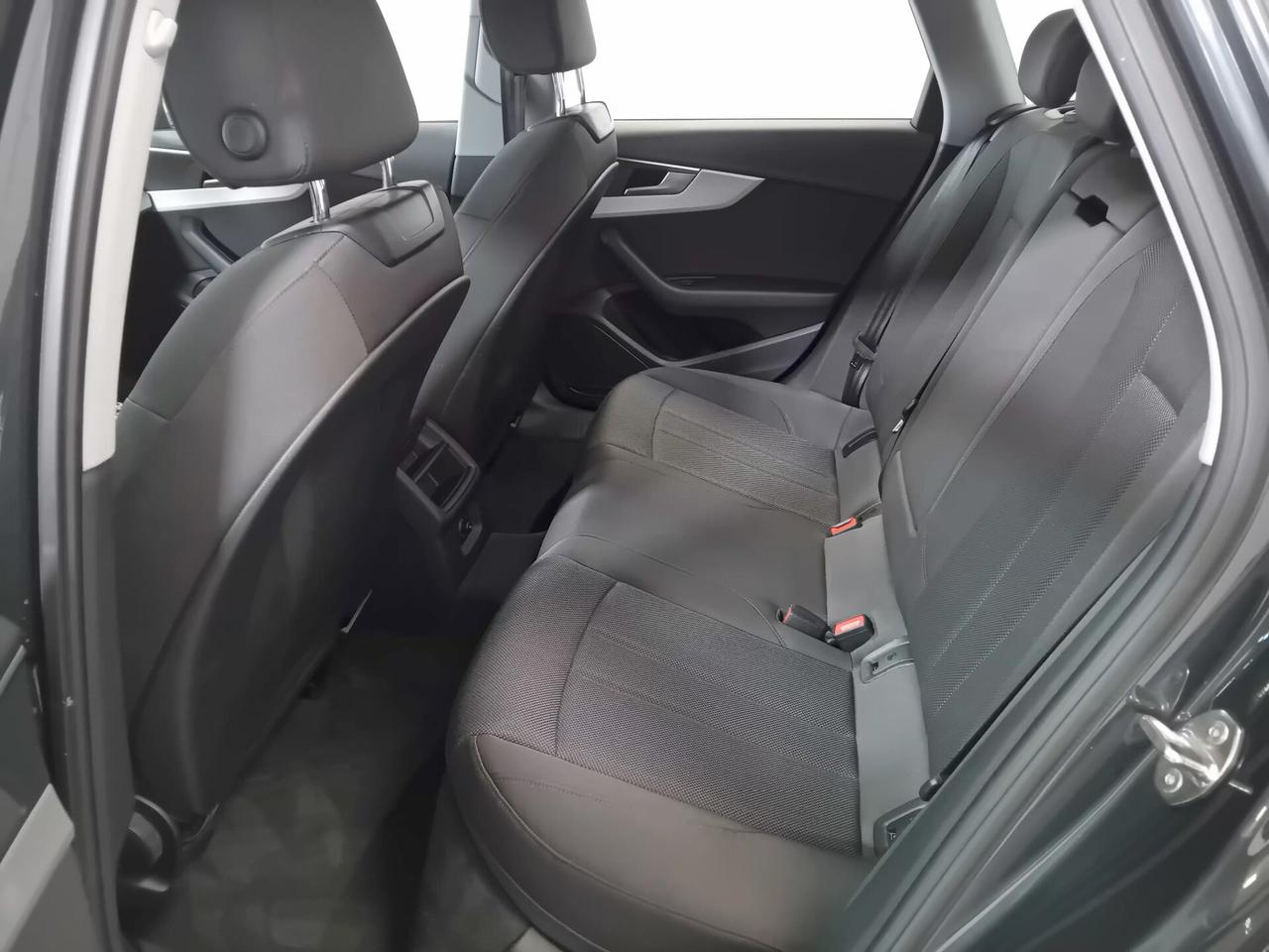 Audi A4 Avant 40 TDI MHEV quattro S tronic