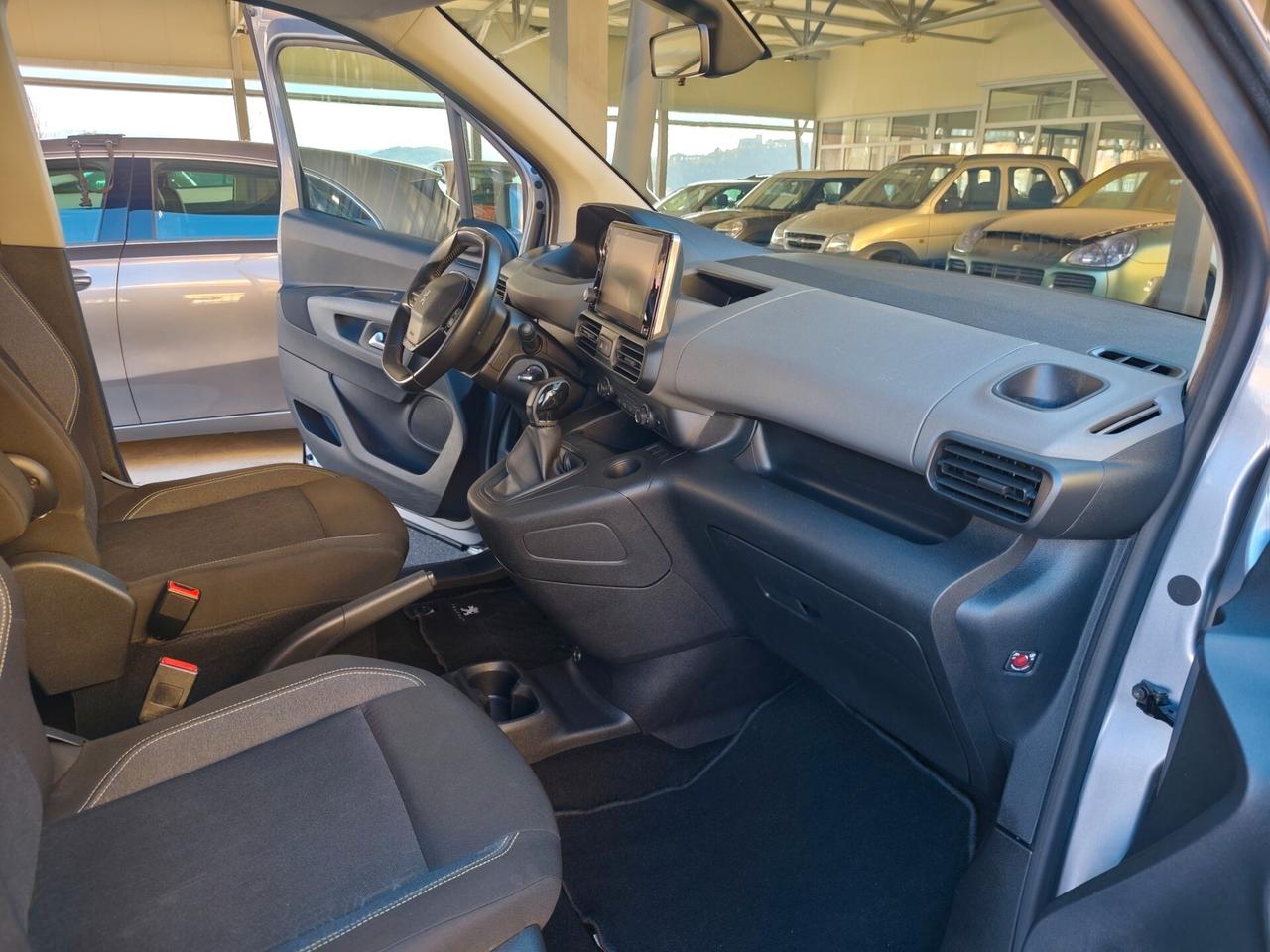 Peugeot Rifter BlueHDi 100 S&S Active Prezzo IVA Inclusa, Navi, FULL!