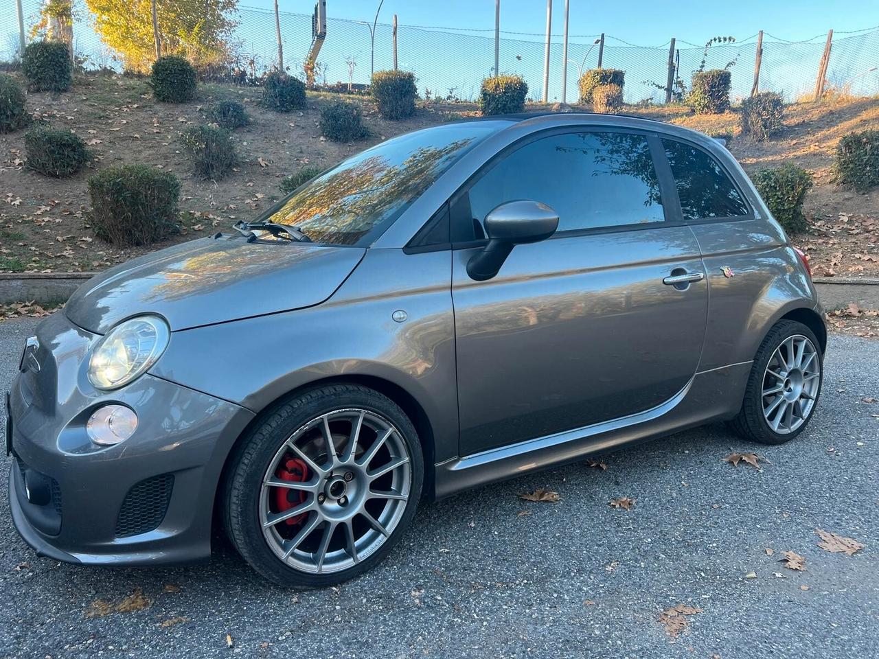 Abarth 500 C 1.4 Turbo T-Jet MTA Bicolore