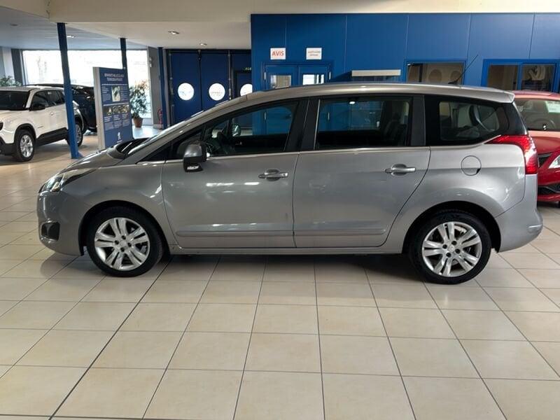 Peugeot 5008 1.6 8v HDi 115cv Allure FAP