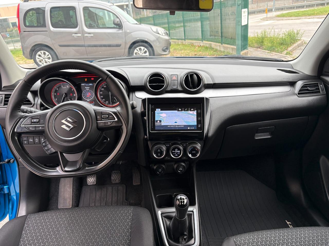 Suzuki Swift 1.2 Hybrid 4WD AllGrip Top