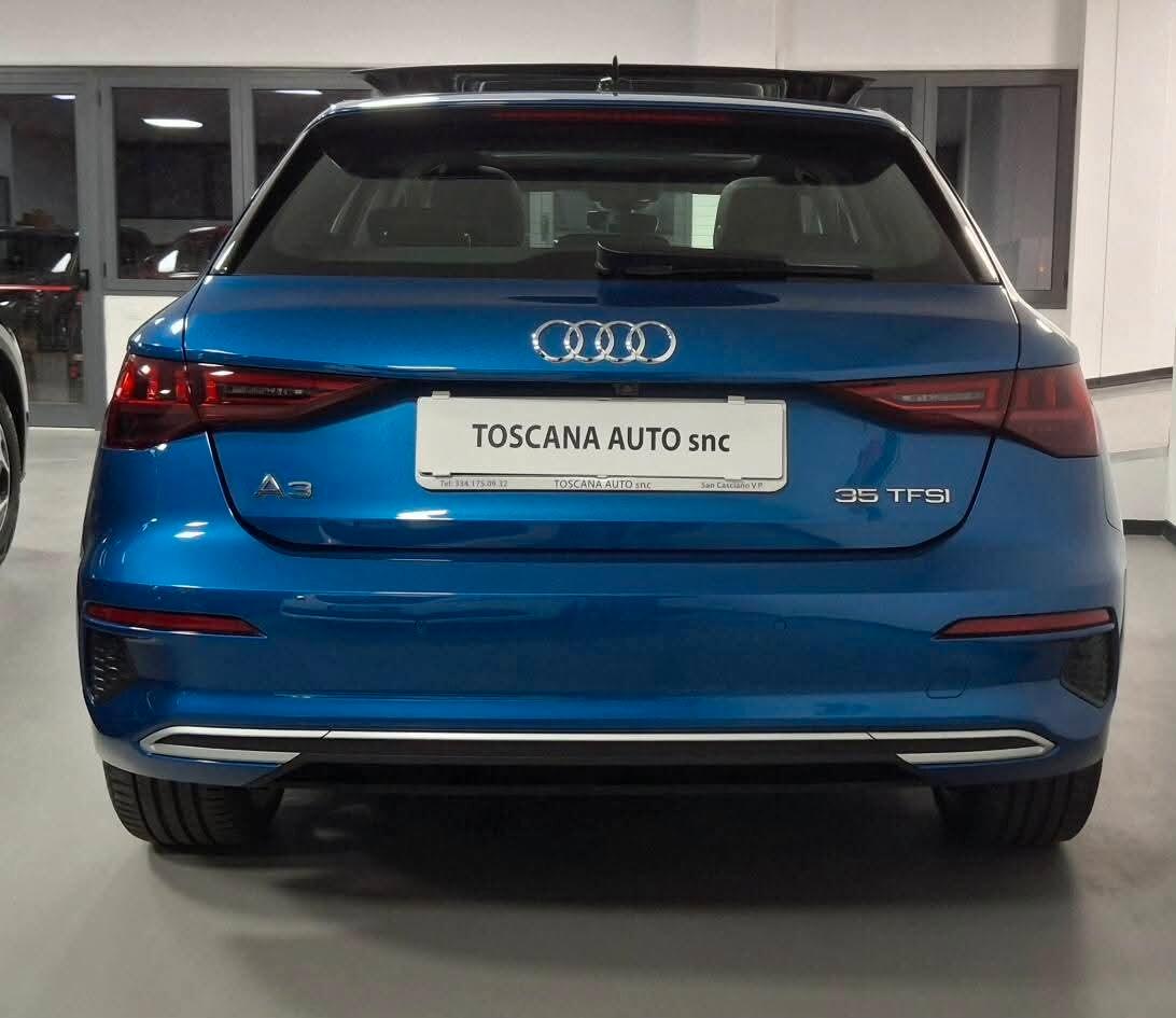 Audi A3 SPB 35 TFSI S tronic line edition tetto panoramico