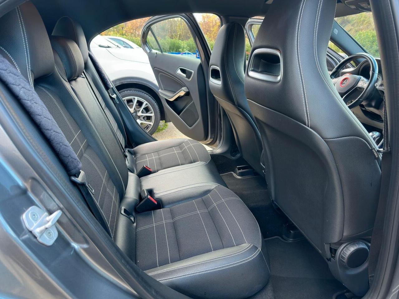 Mercedes-benz A 180 CDI Dark Night Edition