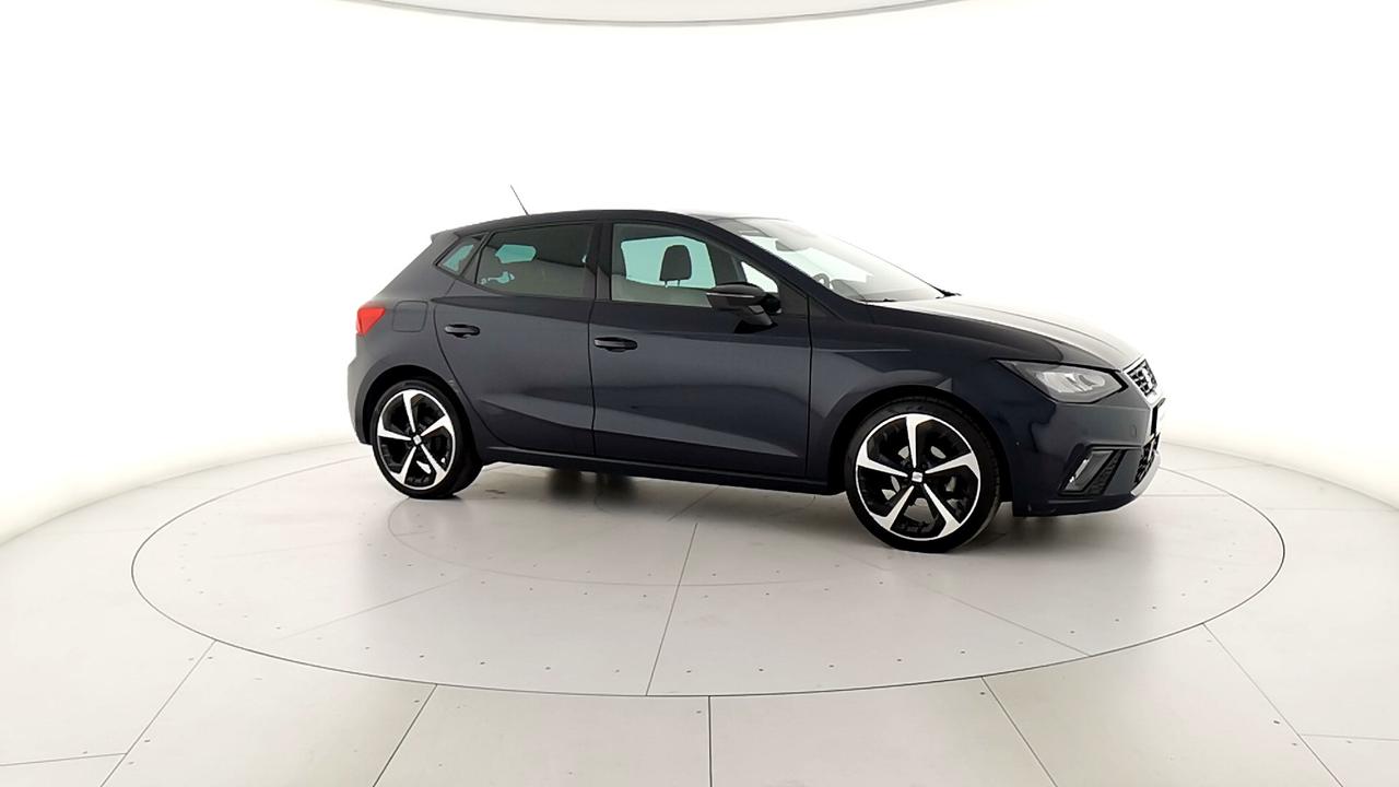 SEAT Ibiza V 2017 - Ibiza 1.0 ecotsi FR 95cv
