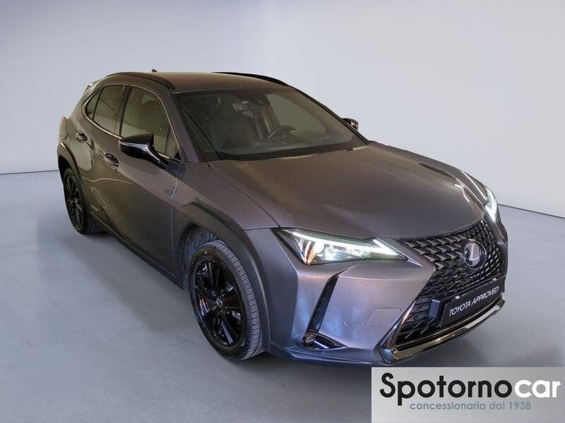 Lexus UX Hybrid Midnight