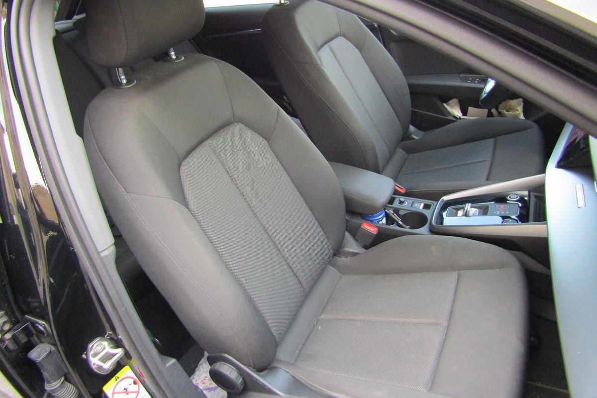 AUDI A3 SPB 30 g-tron S tronic Business