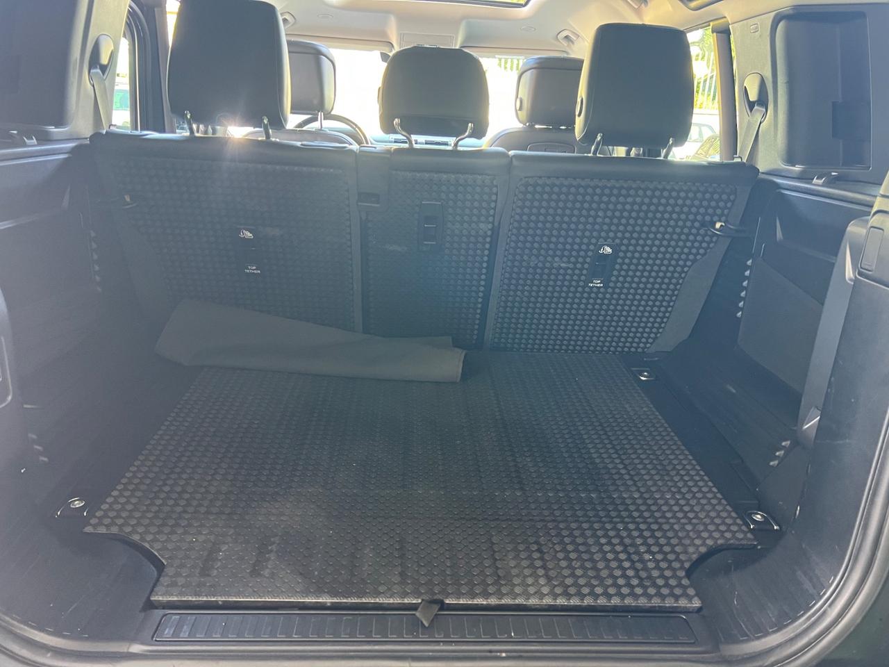 Land Rover Defender 110 2.0 SD4 240CV AWD Auto HSE