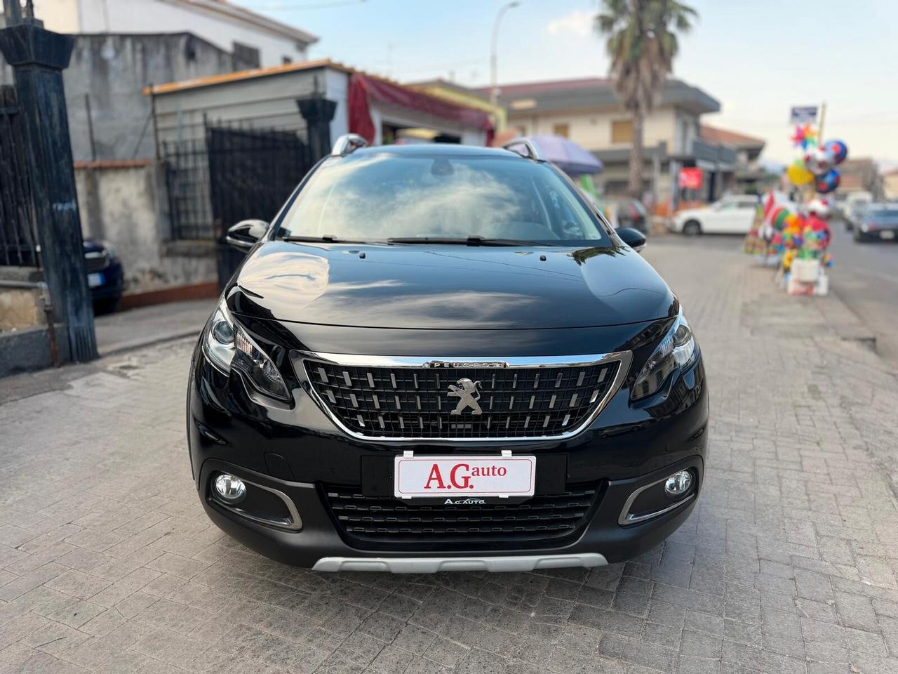 Peugeot 2008 BlueHDi 100 S&S Black Matt