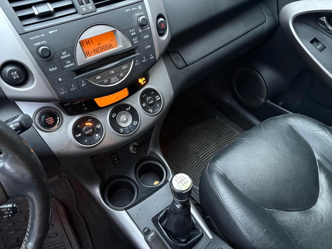 Toyota RAV 4 RAV4 2.2 D-4D 177 CV Luxury