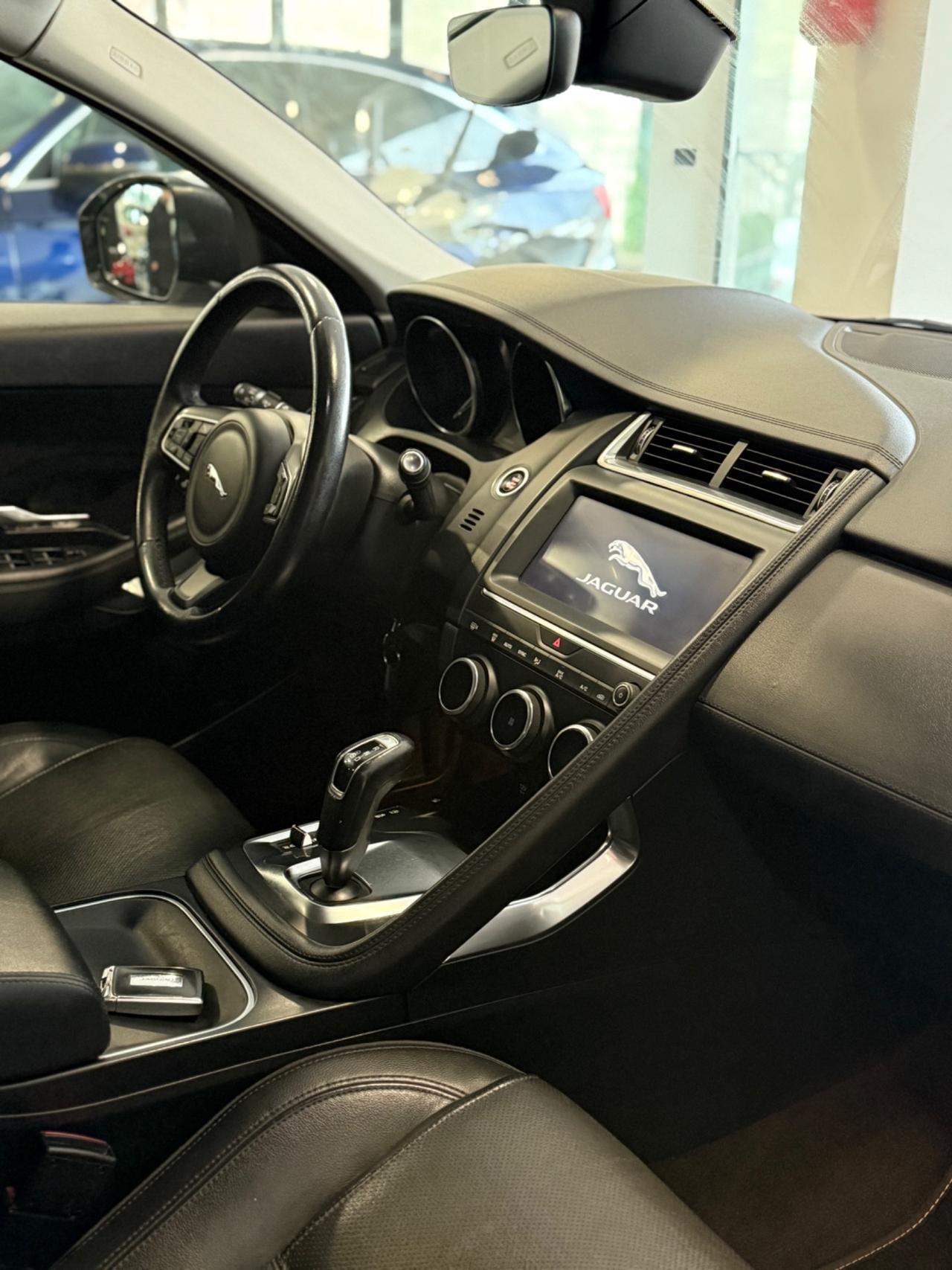 Jaguar E-Pace 2.0D 150 CV AWD aut. R-Dynamic S