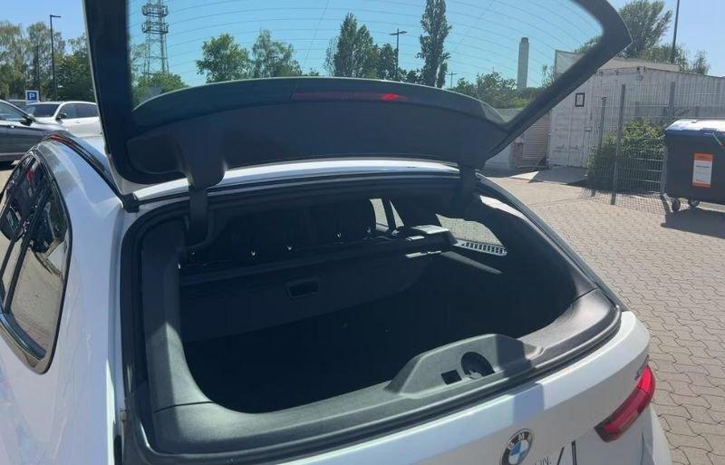 BMW Serie 3 318i MSport Touring auto Camera 360° Head Up Display Full LED