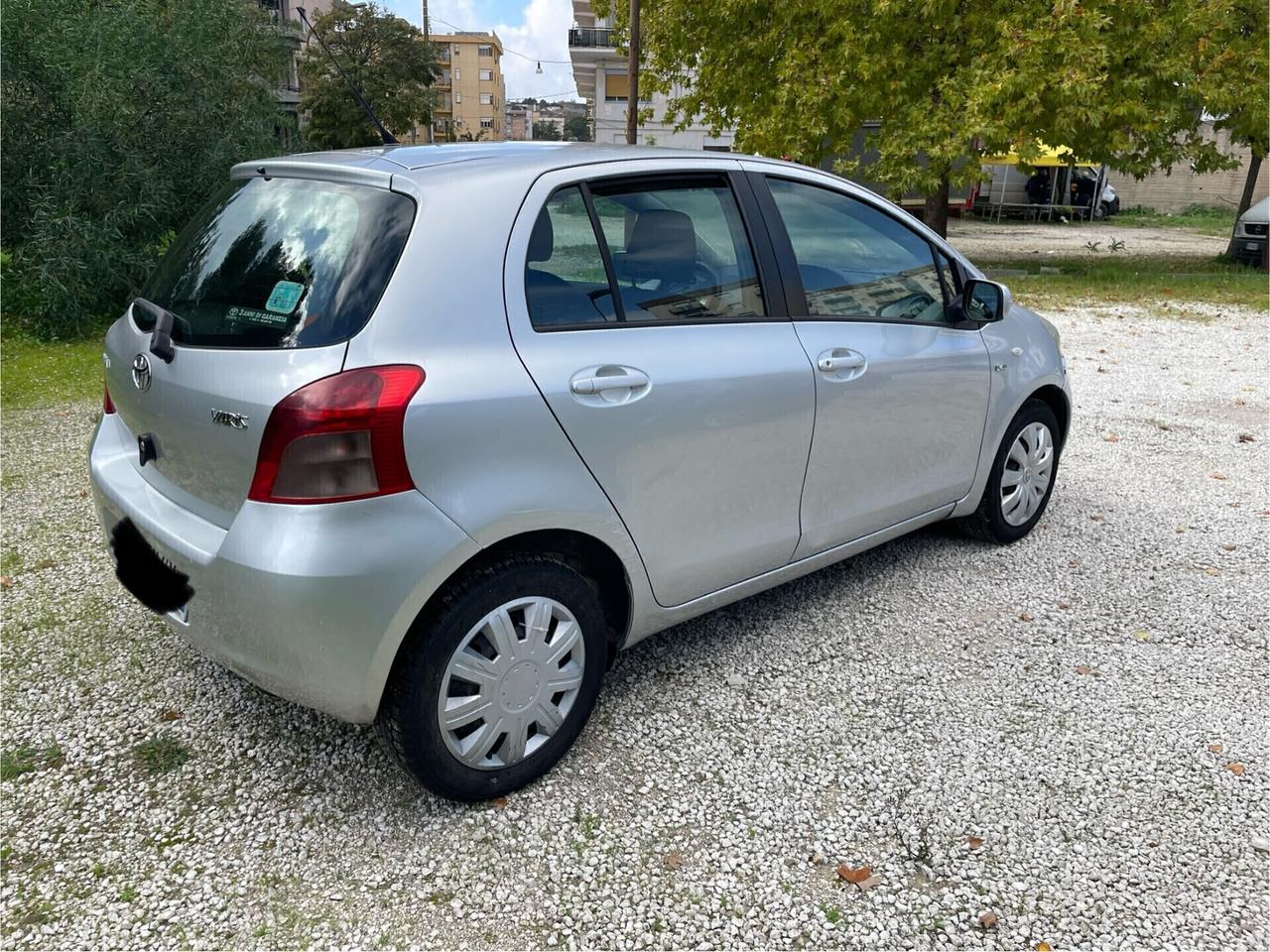 Toyota Yaris 1.4 D-4D 5 porte Sol