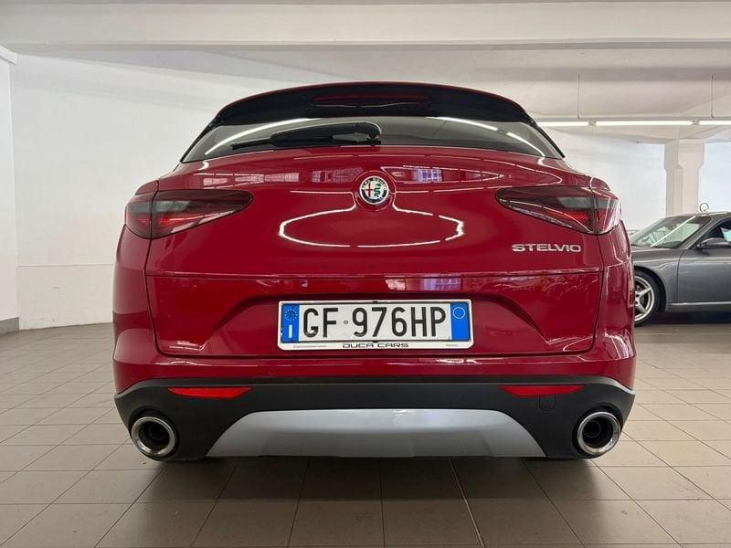 Alfa Romeo Stelvio 2.2 Turbo Diesel 160CV Business AT8 RWD