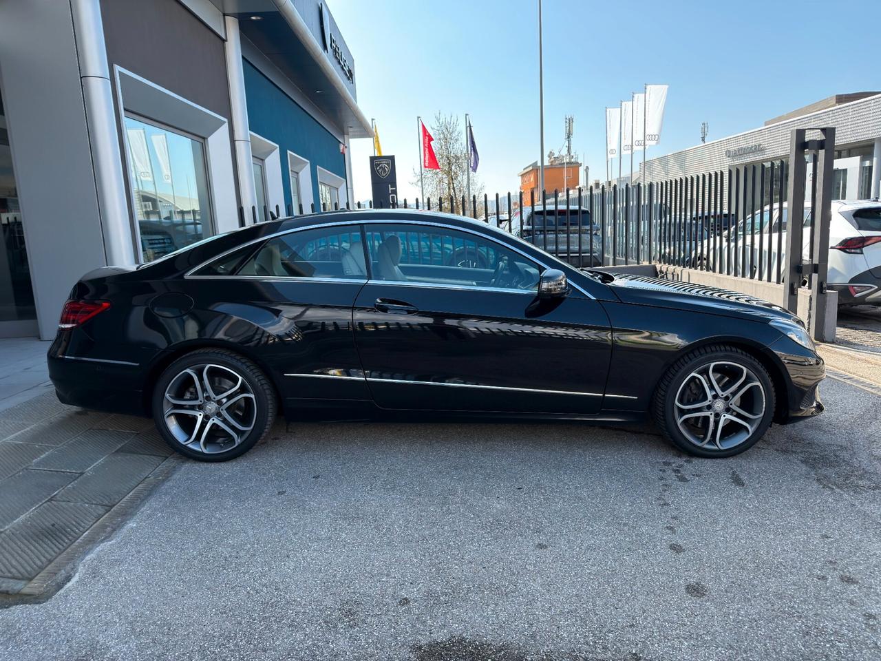 Mercedes-benz E 350 Coupé BlueTEC Automatic Premium