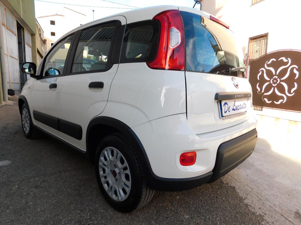 PANDA 1.0 Hybrid AUTOCARRO 4posti N1