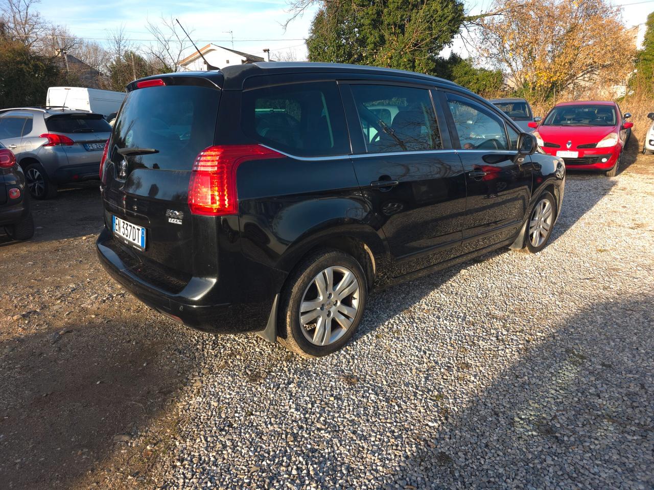 Peugeot 5008 1.6 HDi 112CV Active