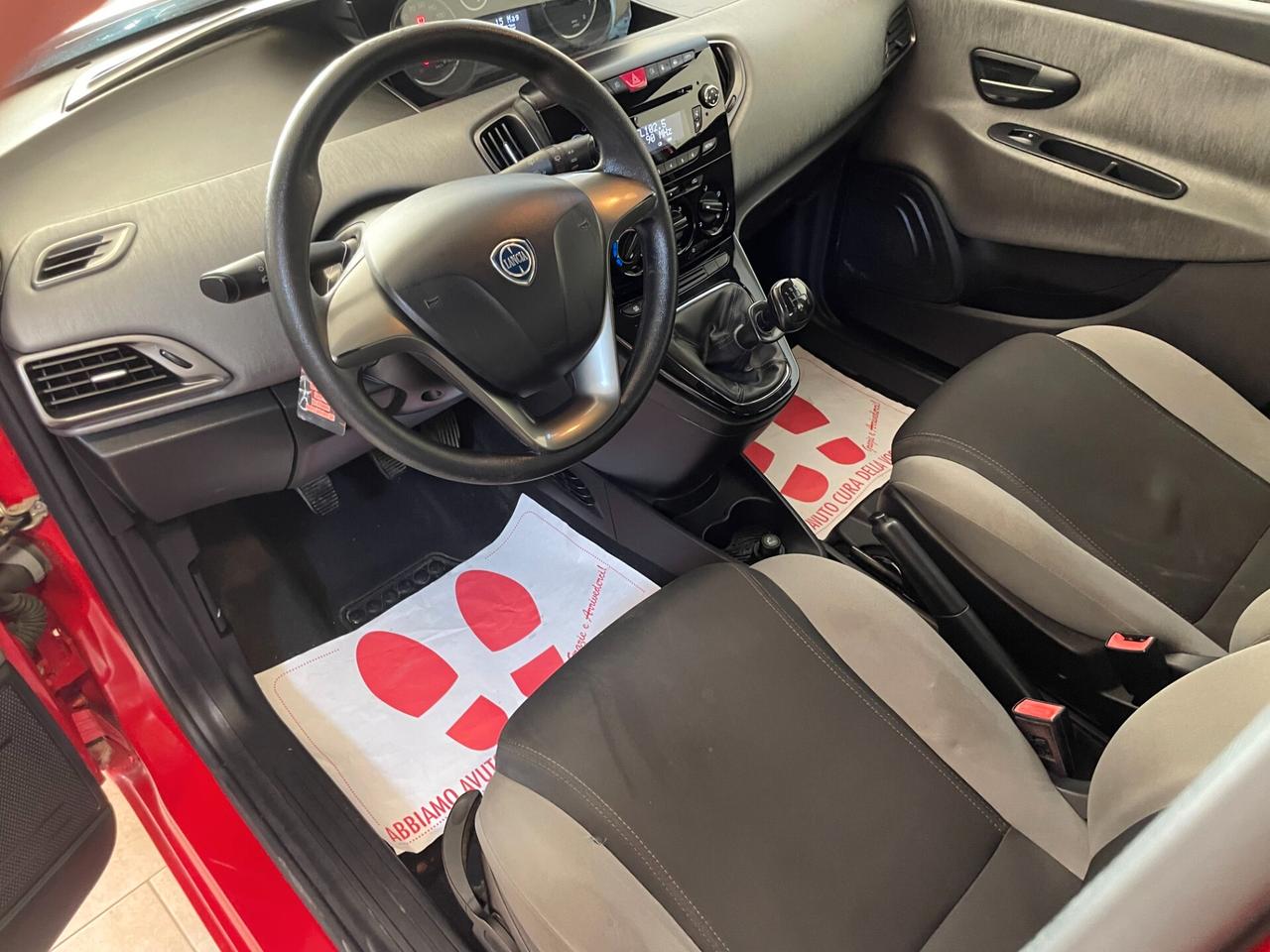 Lancia Y Ypsilon 0.9 85 CV Metano Ecochic Gold Twinair Neopatentati