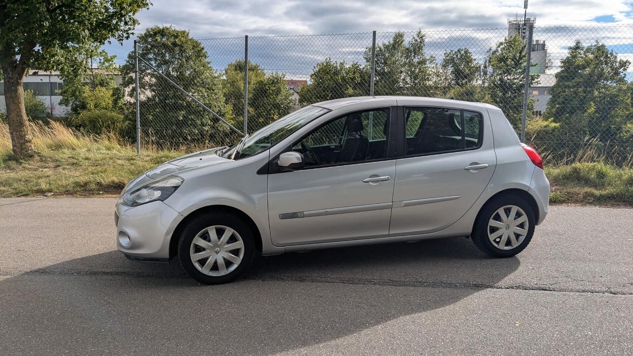 Renault Clio Storia 1.2 5 porte Confort