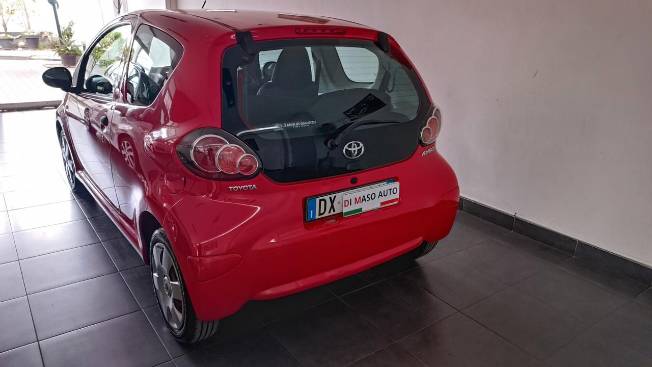 Toyota Aygo 1.0 12V VVT-i 3 porte Sol