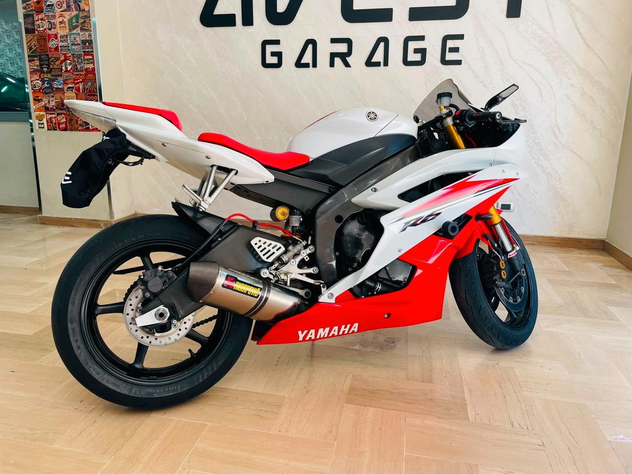 Yamaha YZF R6 Competition White/Red