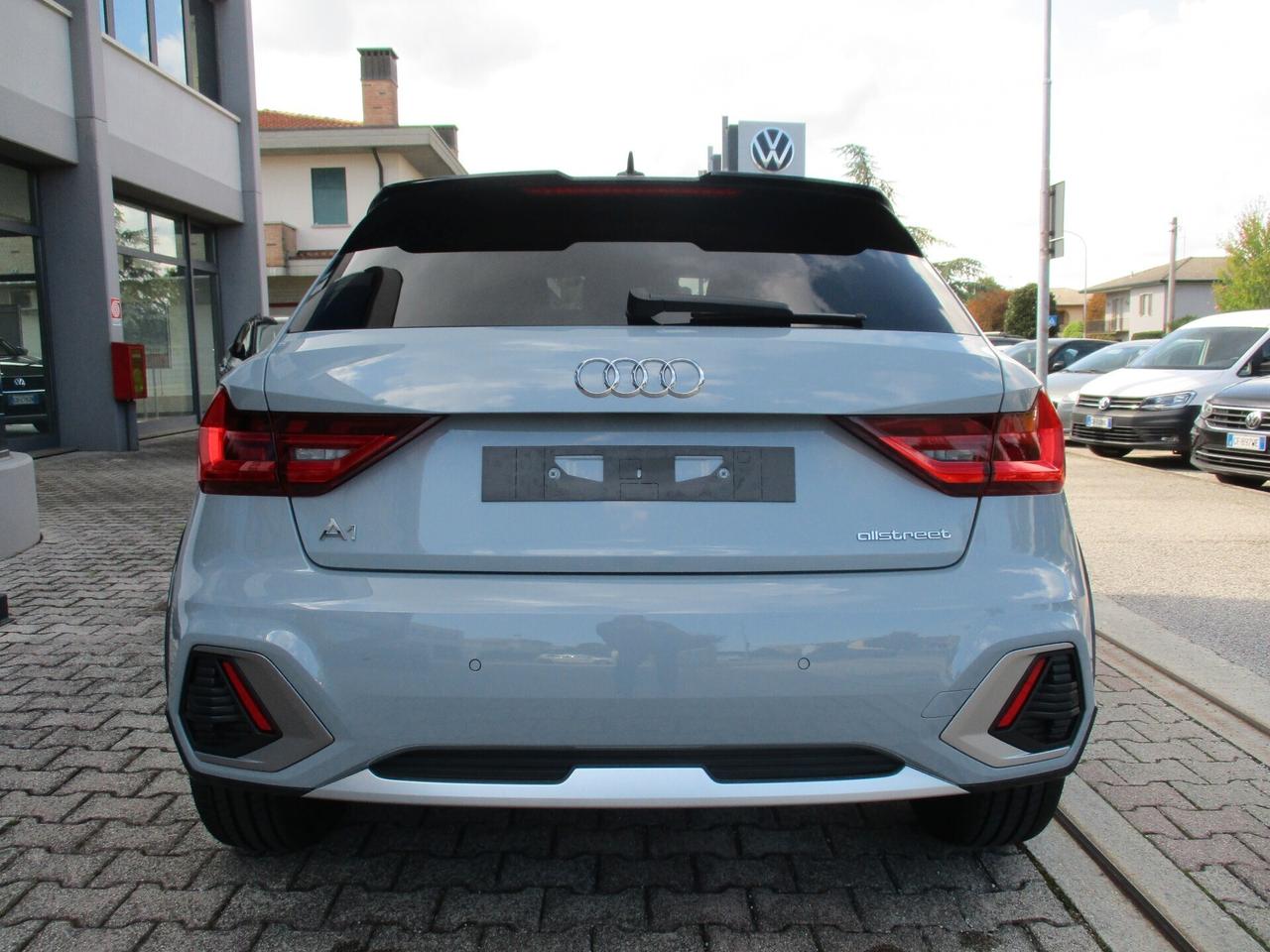 Audi A1 allstreet 30 TFSI S tronic Business