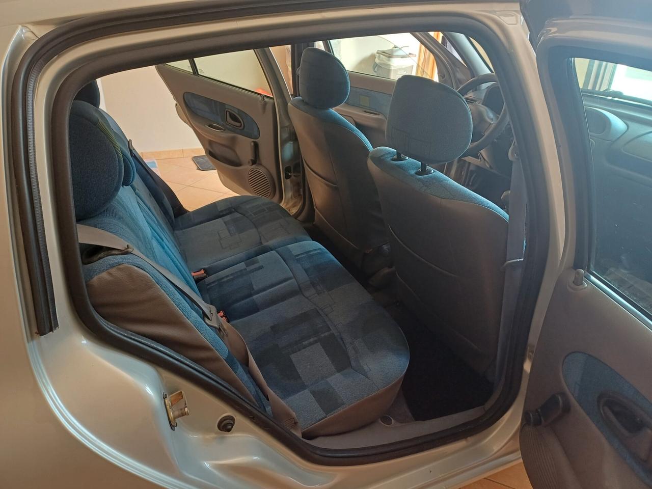 Renault Clio 1.2 16V cat 5 porte Vitaminic