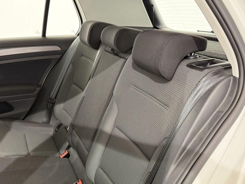 Volkswagen Golf 1.6 TDI Business BMT