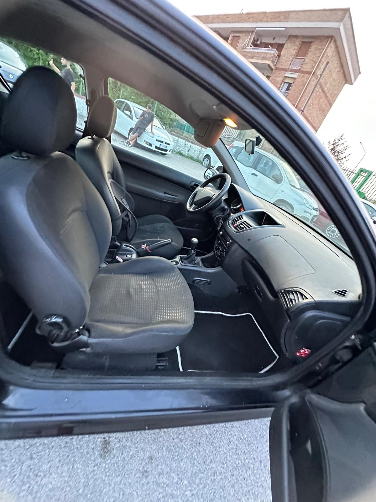 Peugeot 206 Plus 1.1 60CV 3p. Energie