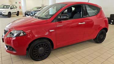 Lancia Ypsilon 1.0 Hybrid Silver