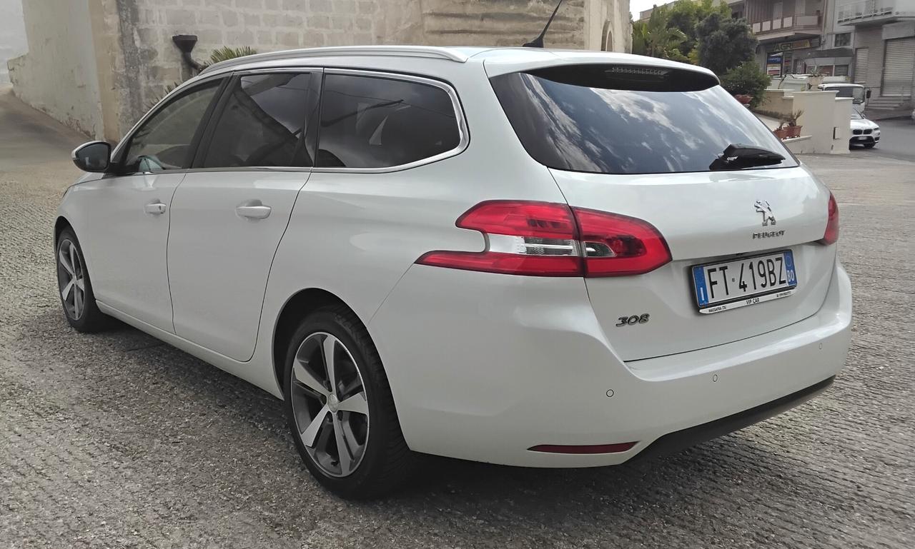 Peugeot 308 BlueHDi 130 S&S SW Allure