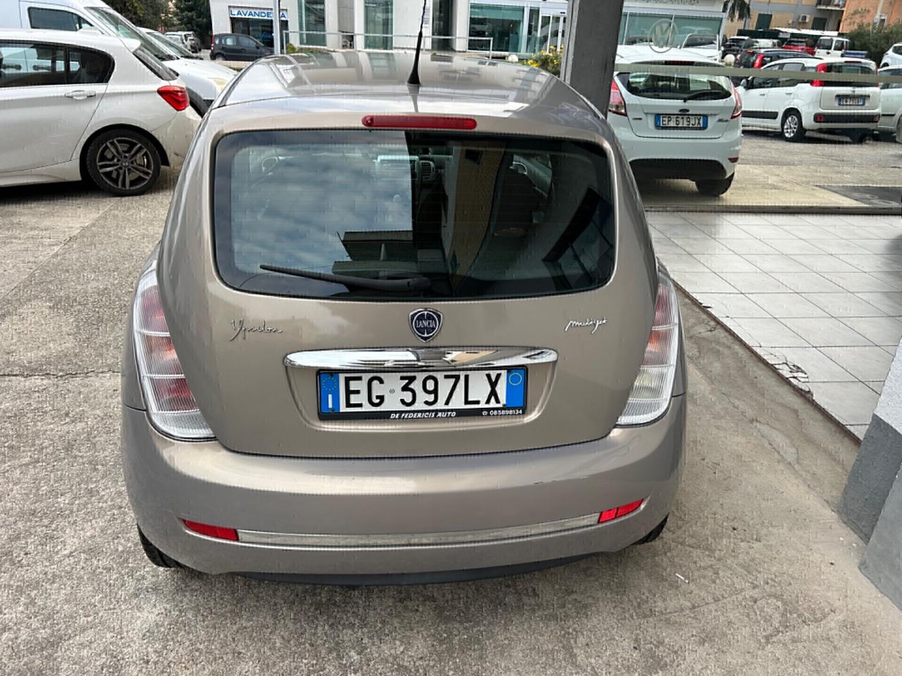 Lancia Ypsilon 1.3 MJ DIESEL NEOPATENTATI!!!!!