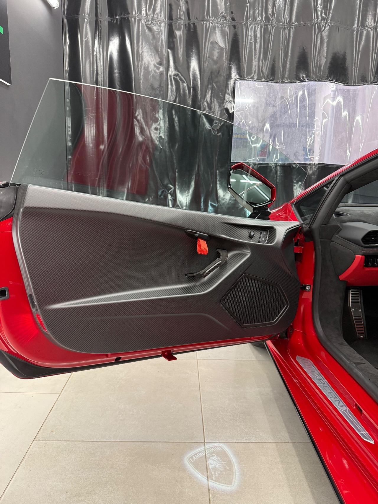 Lamborghini Huracán 5.2 V10 Tecnica RWD Coupé