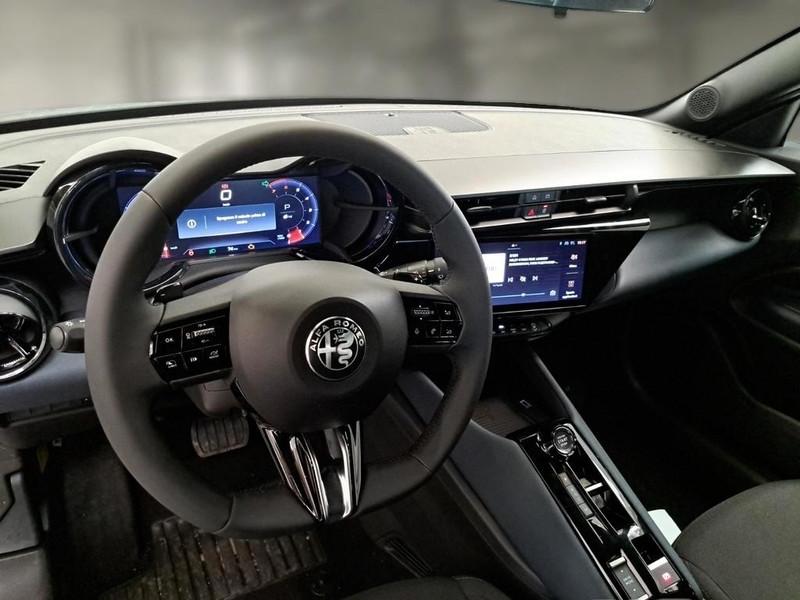 ALFA ROMEO JUNIOR 1.2 136 CV HYBRID EDCT6 IBRIDA SUV
