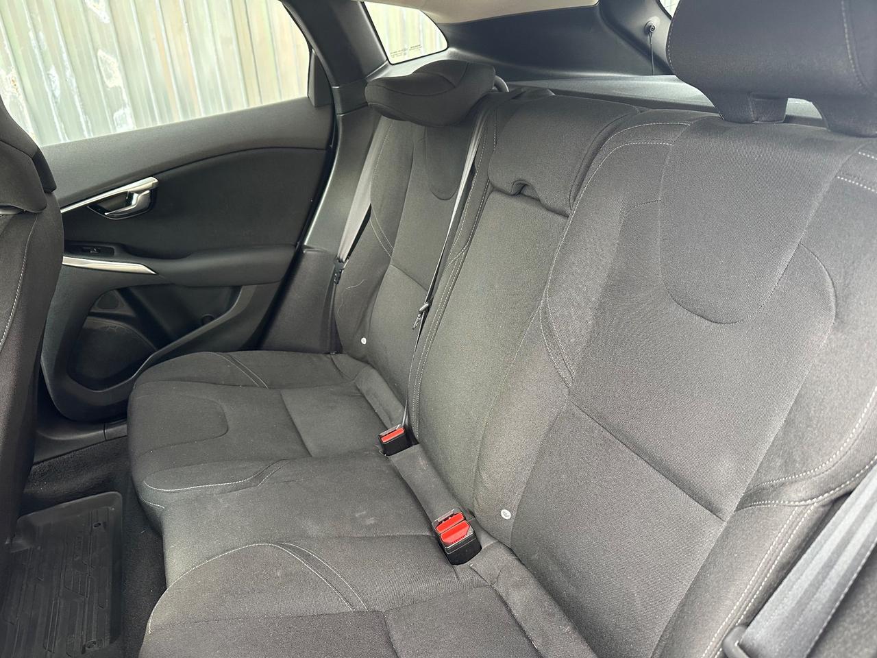 Volvo V40 Cross Country D2 1.6 Summum