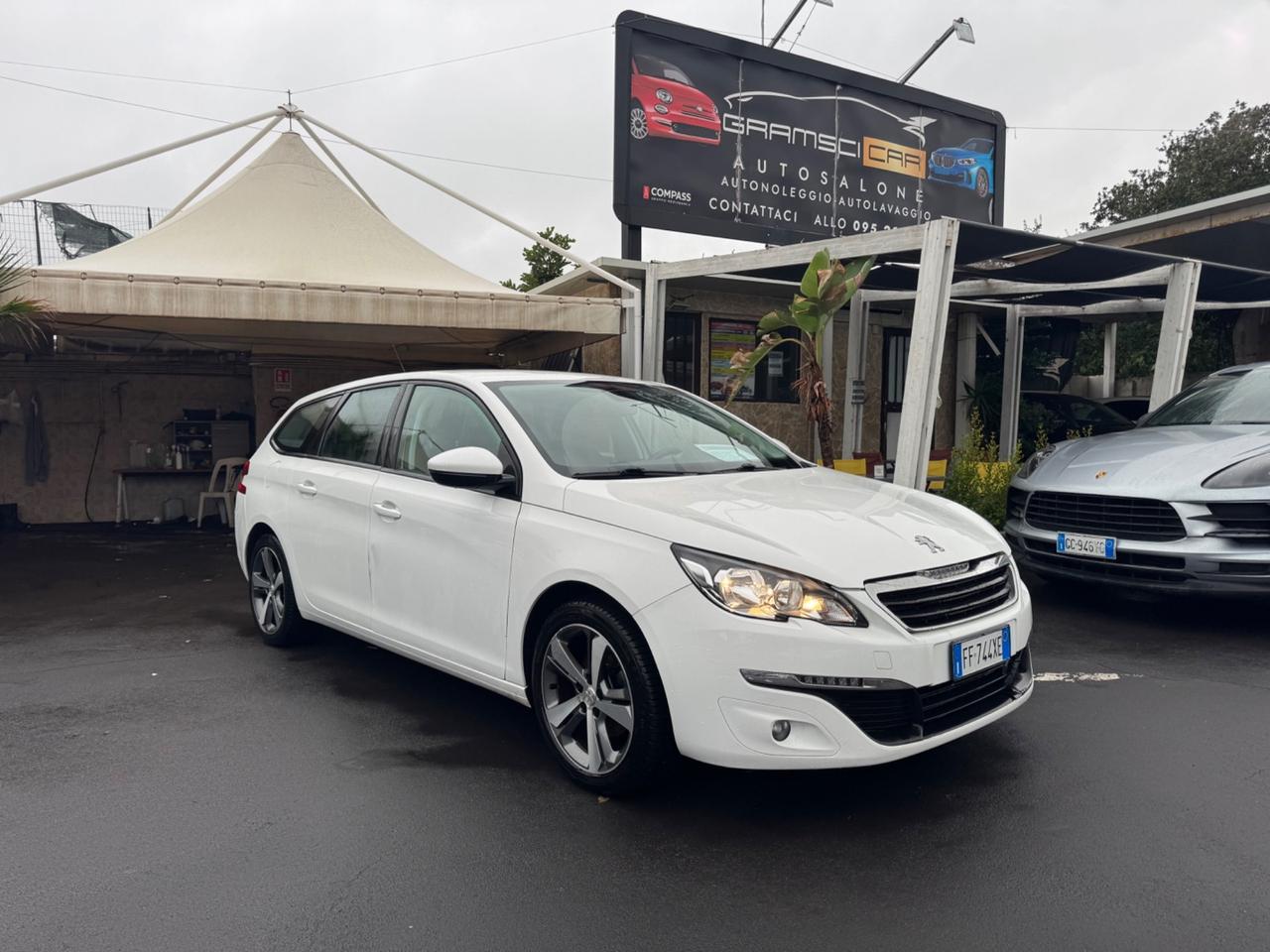 Peugeot 308 BlueHDi 120 S&S SW Allure