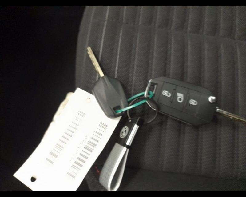 Peugeot 208 II 2019 1.2 puretech Active Pack s&s 75cv