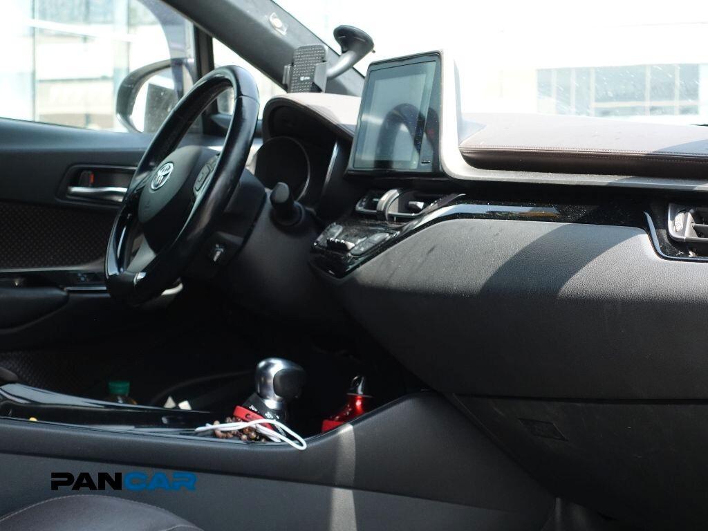 Toyota C-HR 1.8 Hybrid E-CVT Lounge