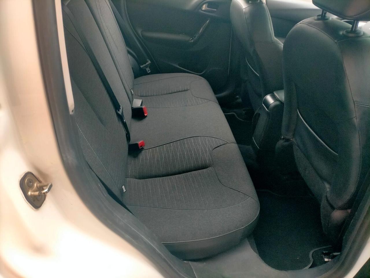 Citroen C3 PureTech 82 Live Edition EXCLUSIVE