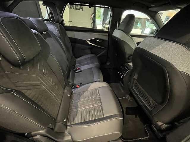Peugeot 5008 Hybrid 136 e-DCS6 GT