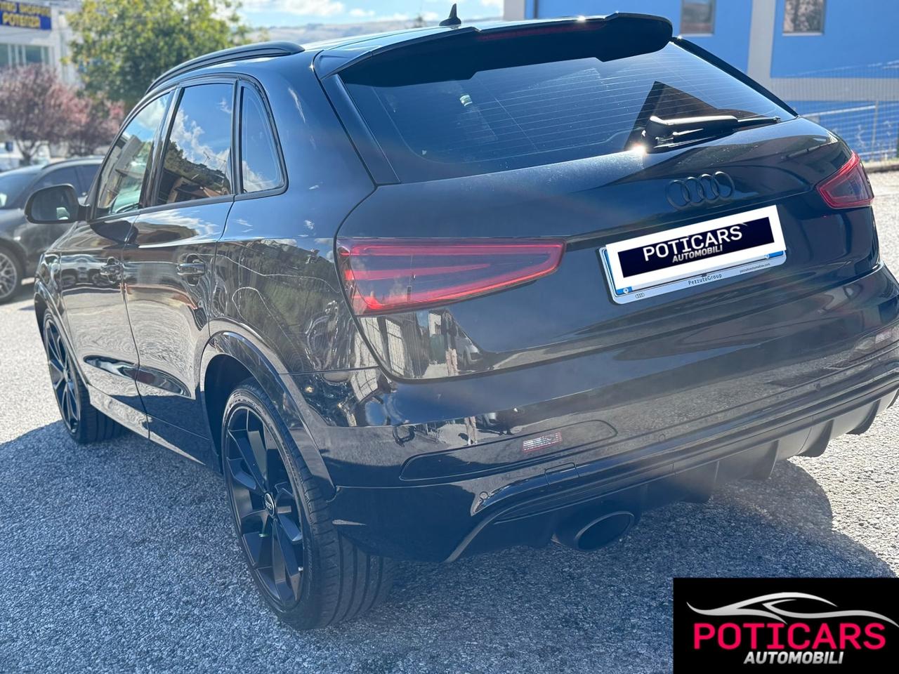 Audi Q3 Rs 2.5 TFSI quattro plus
