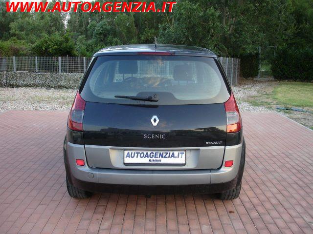RENAULT Scenic 1.5 dCi/105CV Dynamique