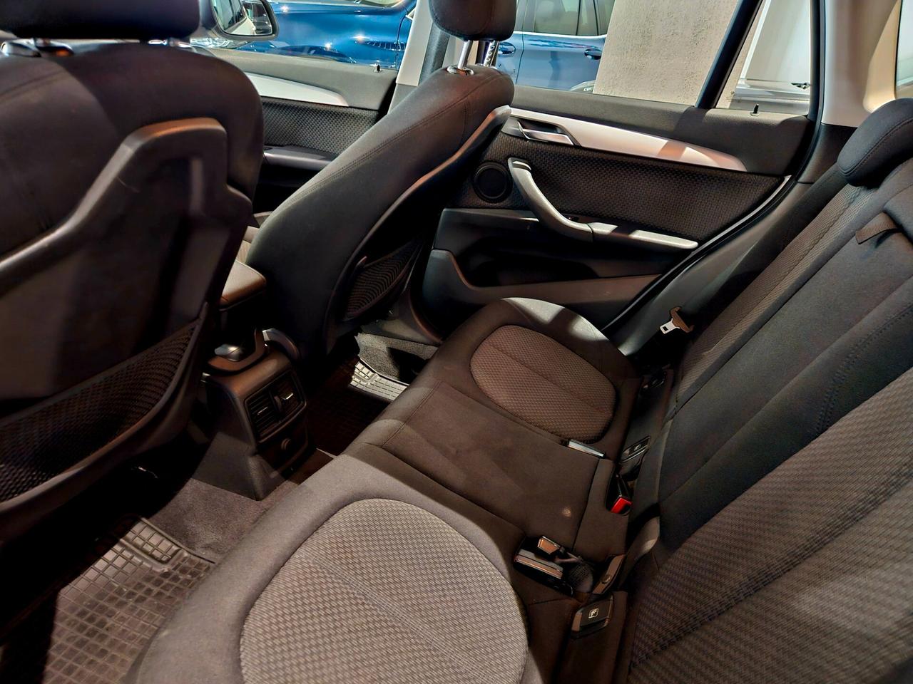 Bmw X1 sDrive18d Automatic