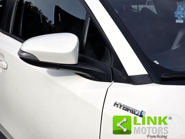 TOYOTA C-HR 1.8h Business 2wd e-cvt