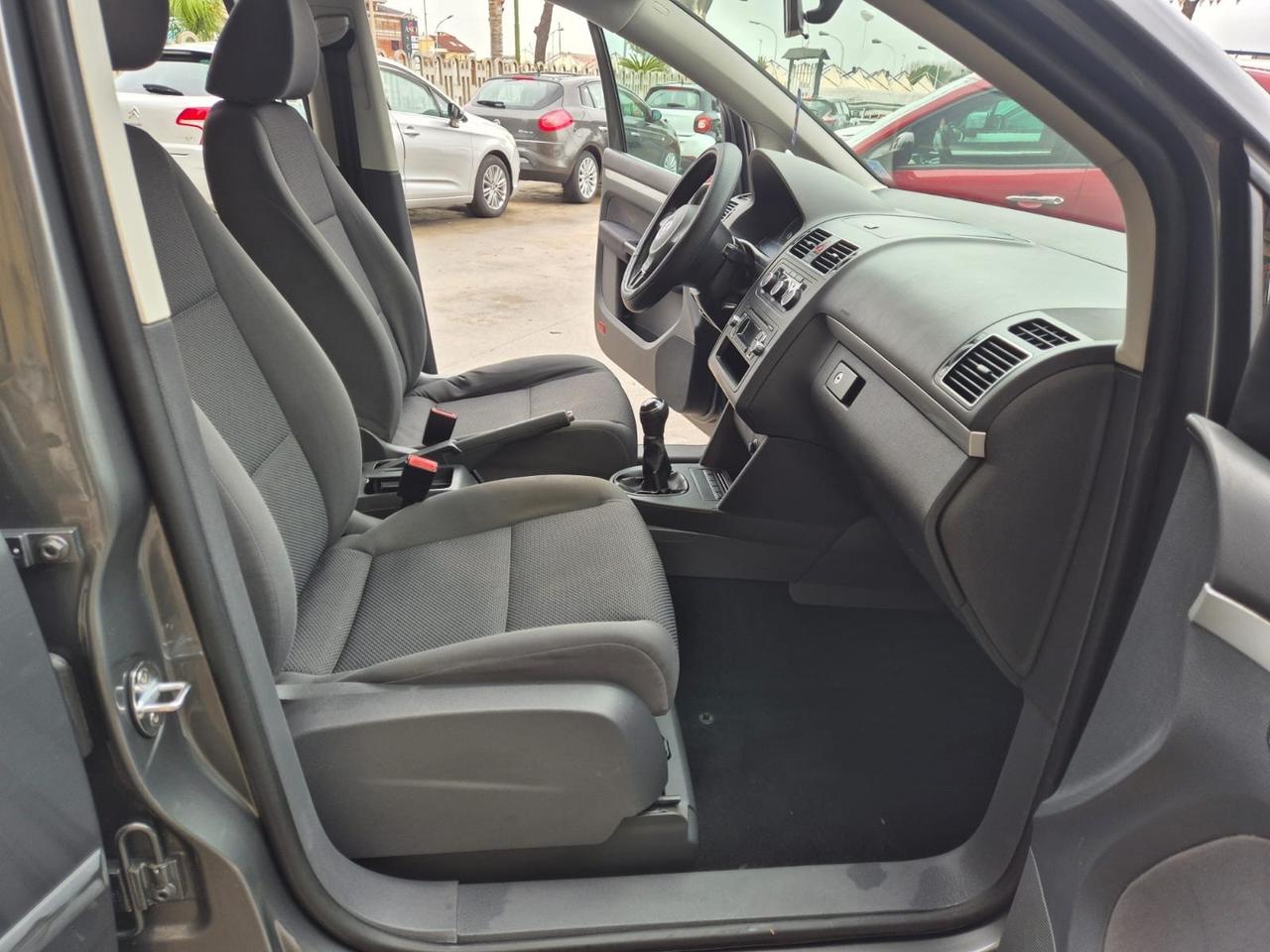 Volkswagen Touran 1.6 TDI 7Posti 2015