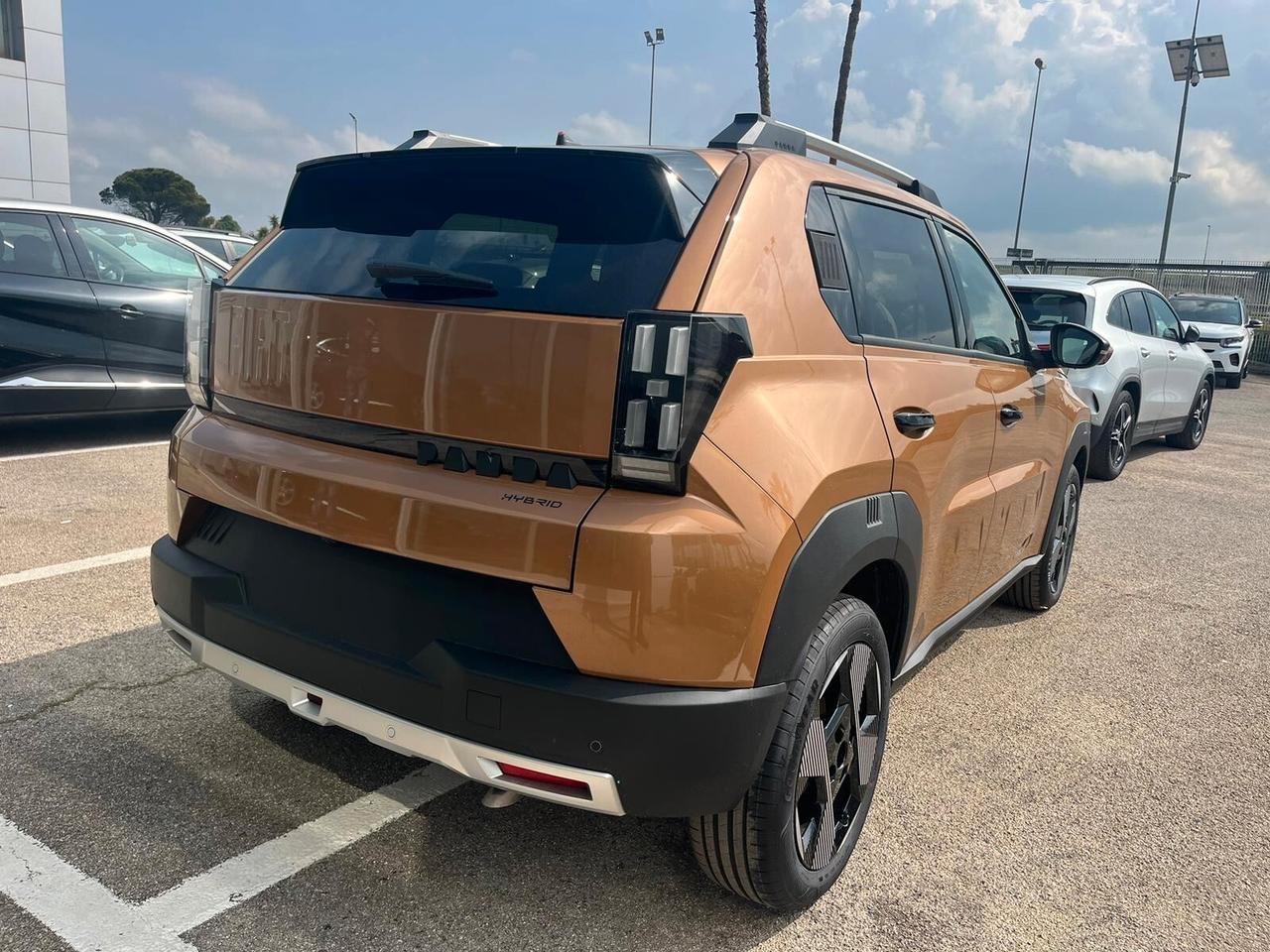 Fiat Grande Panda 1.2 Hybrid 110 CV S&S La Prima