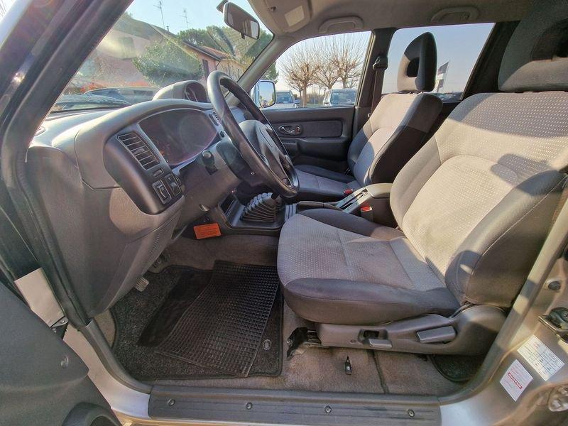 Mitsubishi L200 L200 d.cab 2.5 tdi GL 4wd 115cv N1 5posti