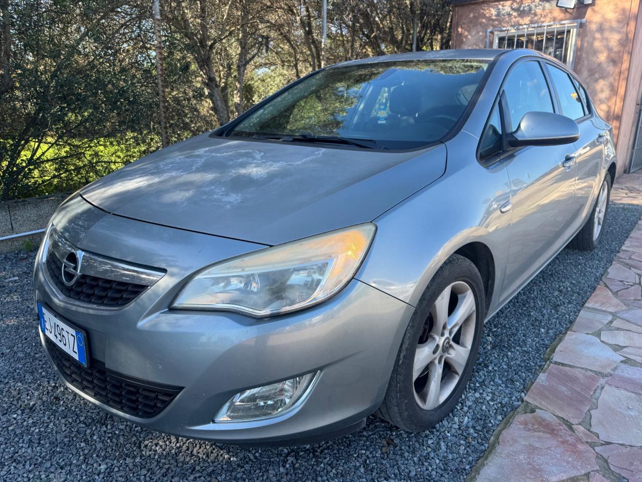 Opel Astra 1.7 CDTI 110CV 5 porte Cosmo