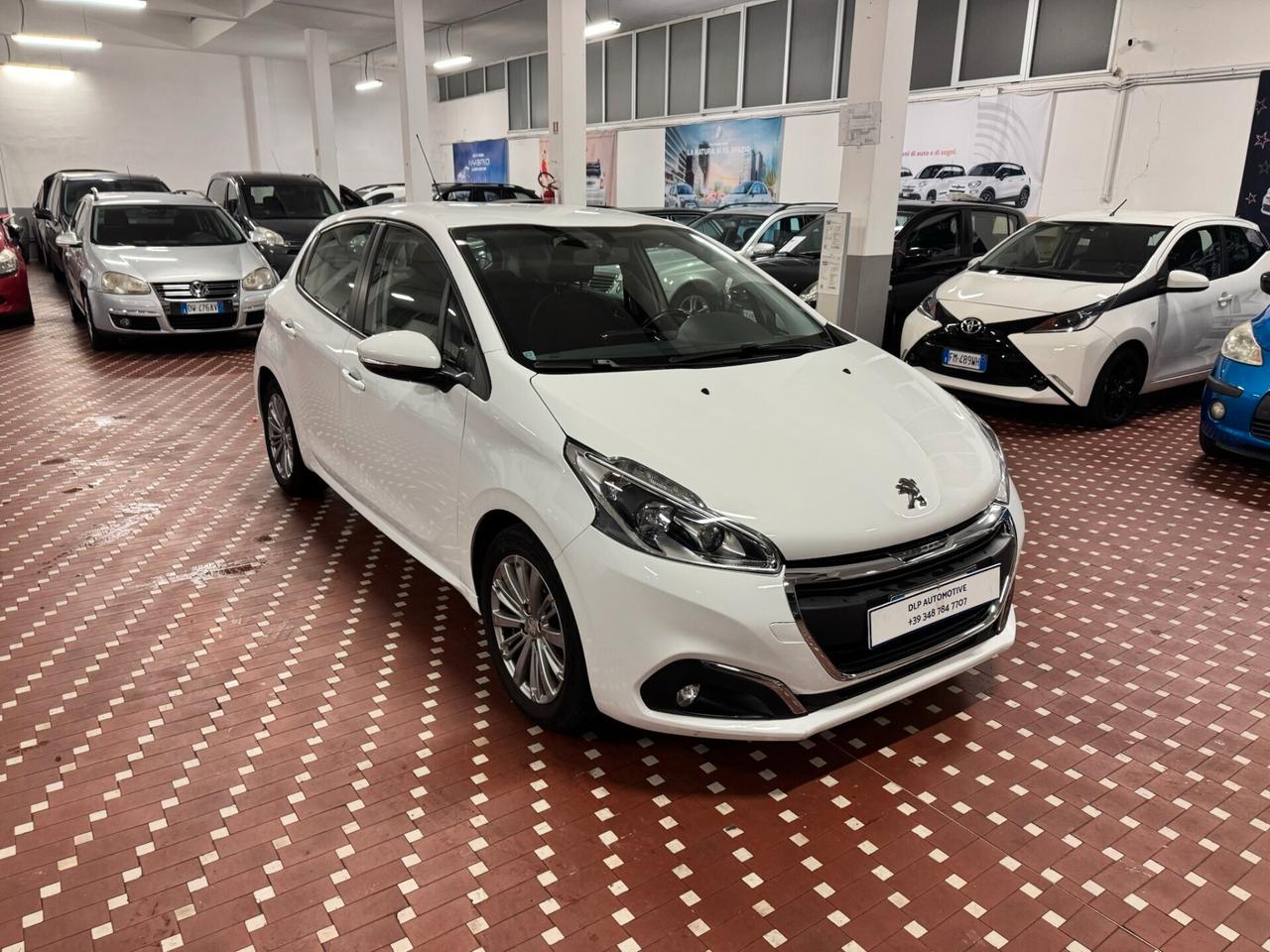 Peugeot 208 PureTech 82 5 porte Allure - UNICO PROPRIETARIO