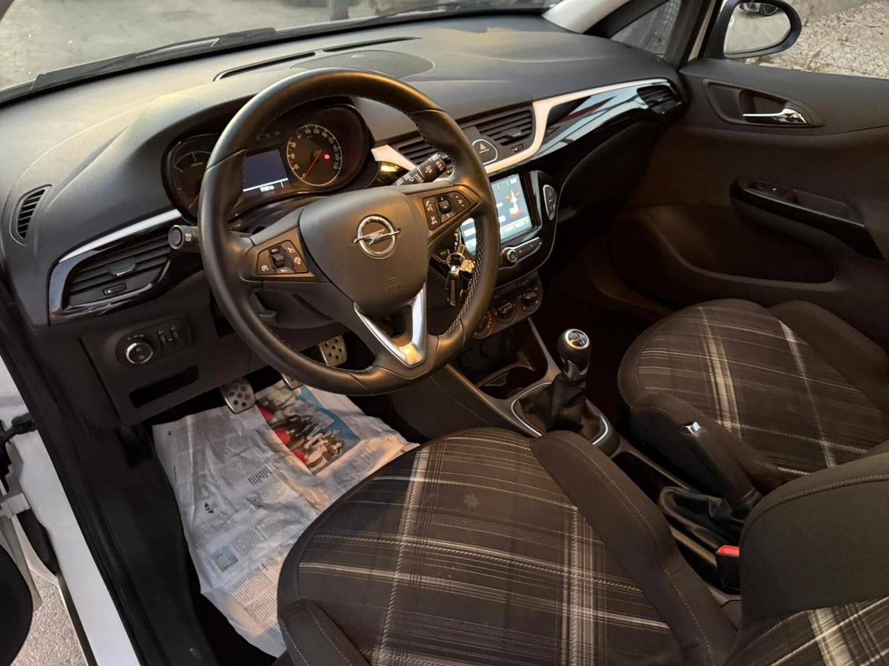 Opel Corsa 1.3 CDTI 95CV B-Color
